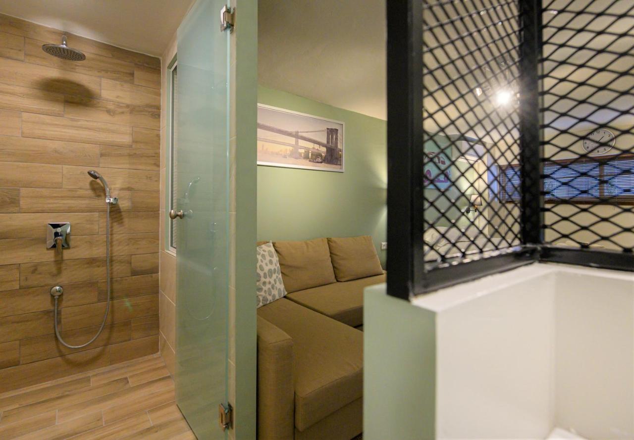 Pol'S Studio, Kalamata Mediterranean Apartments Exterior photo